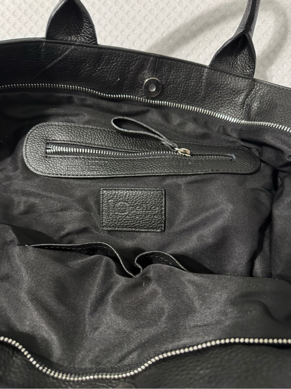 Black Leather Skull-Embossed Tote Bag - Picture 3 of 4